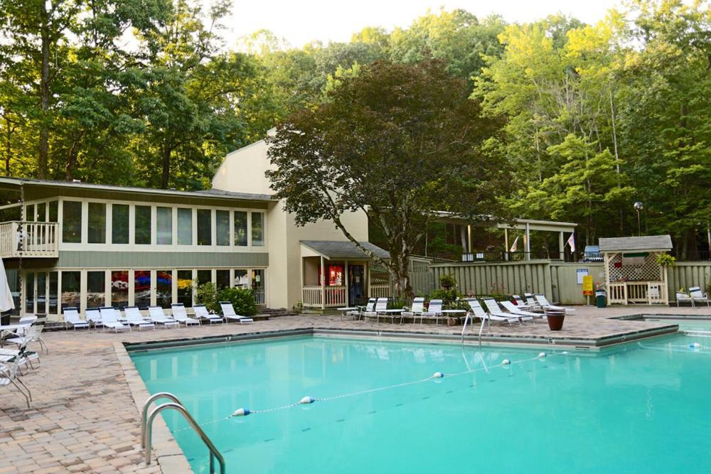 Daya, Hot Tub, Pool Table, 1089 Of Free Attraction Tickets For Each Paid Day, Dollywood And More! Gatlinburg Rom bilde